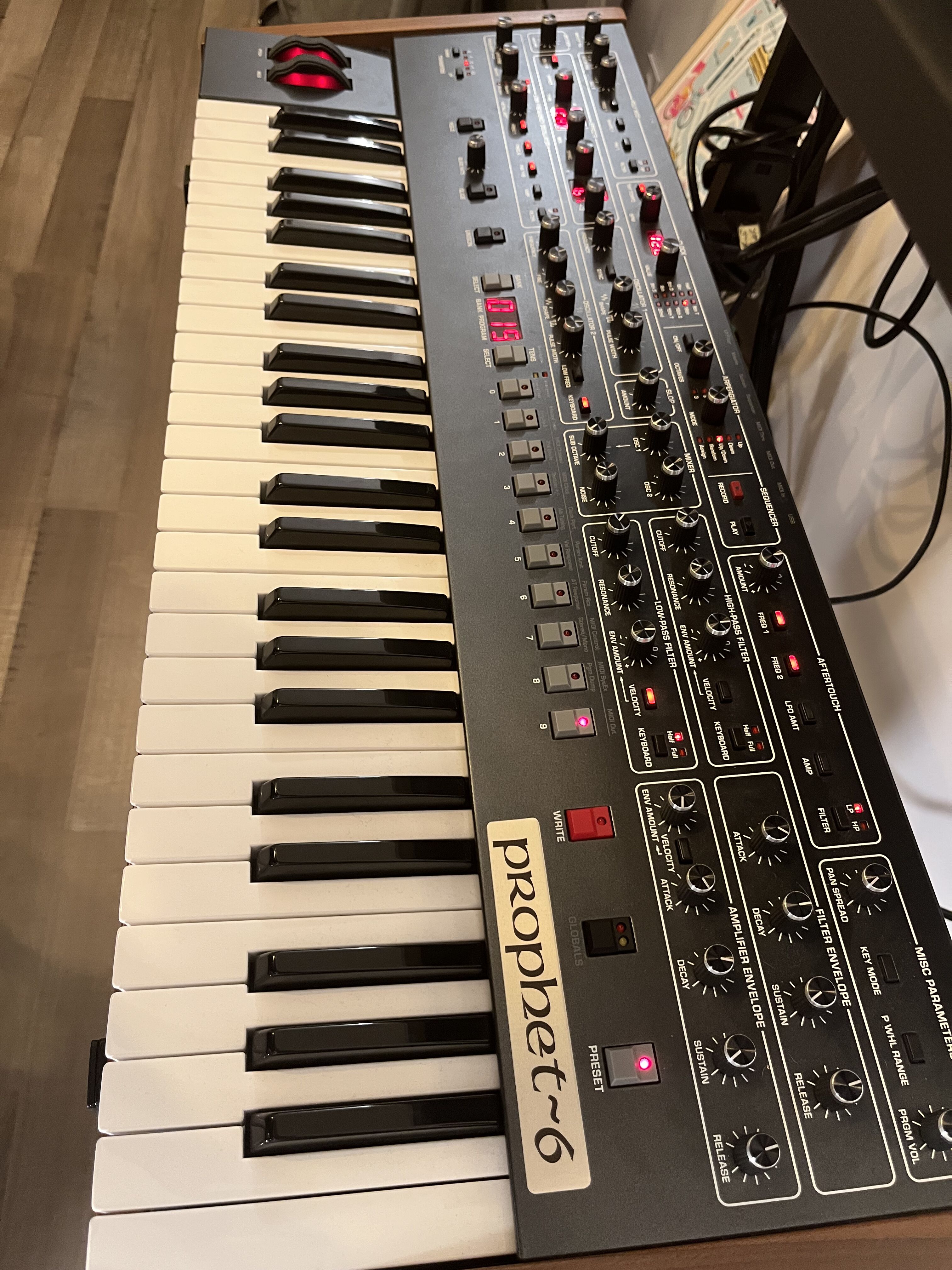Prophet 6 Sequential - Etat neuf
