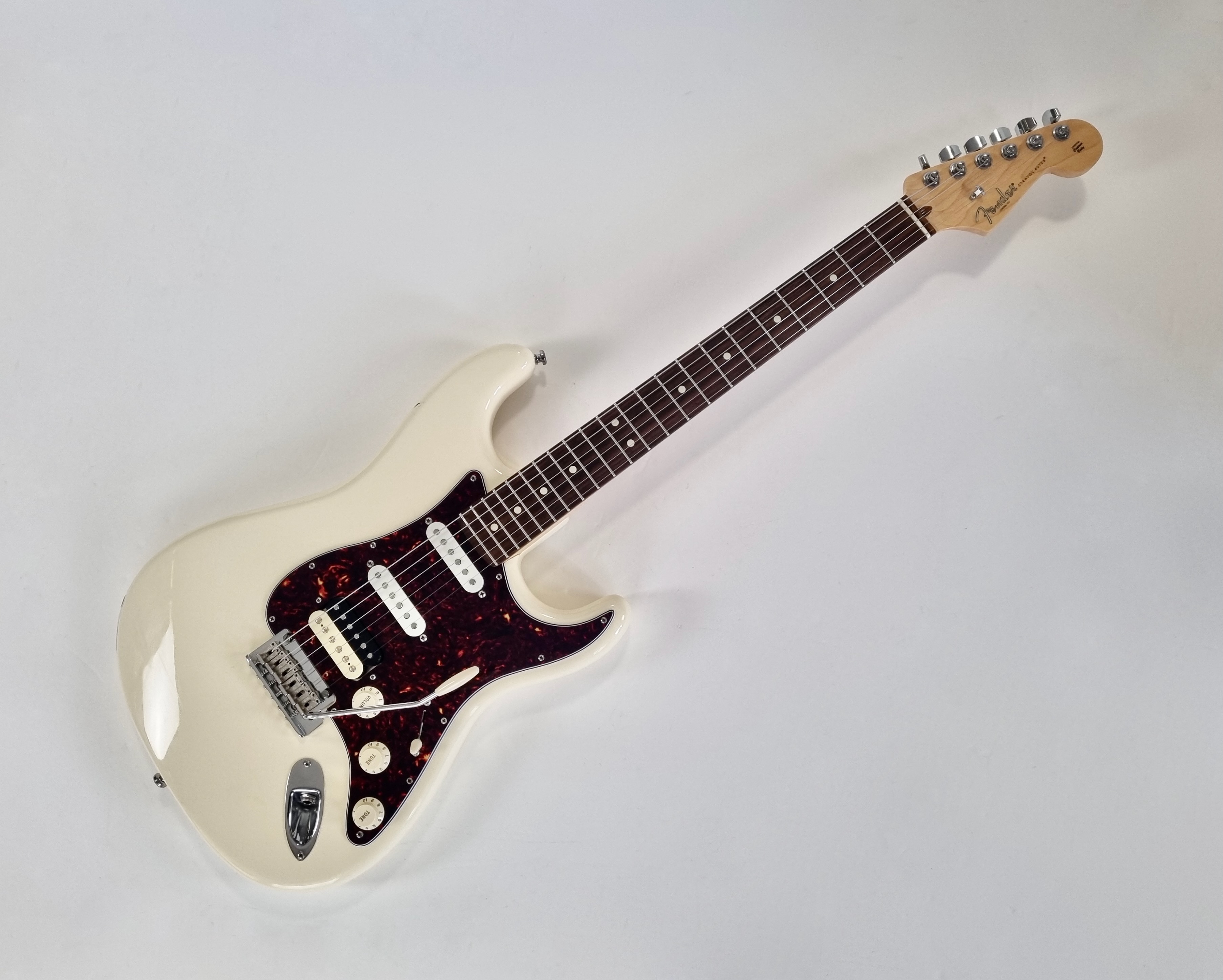 Fender Stratocaster HSS American Professional Shawbucker 2016 Olympic White