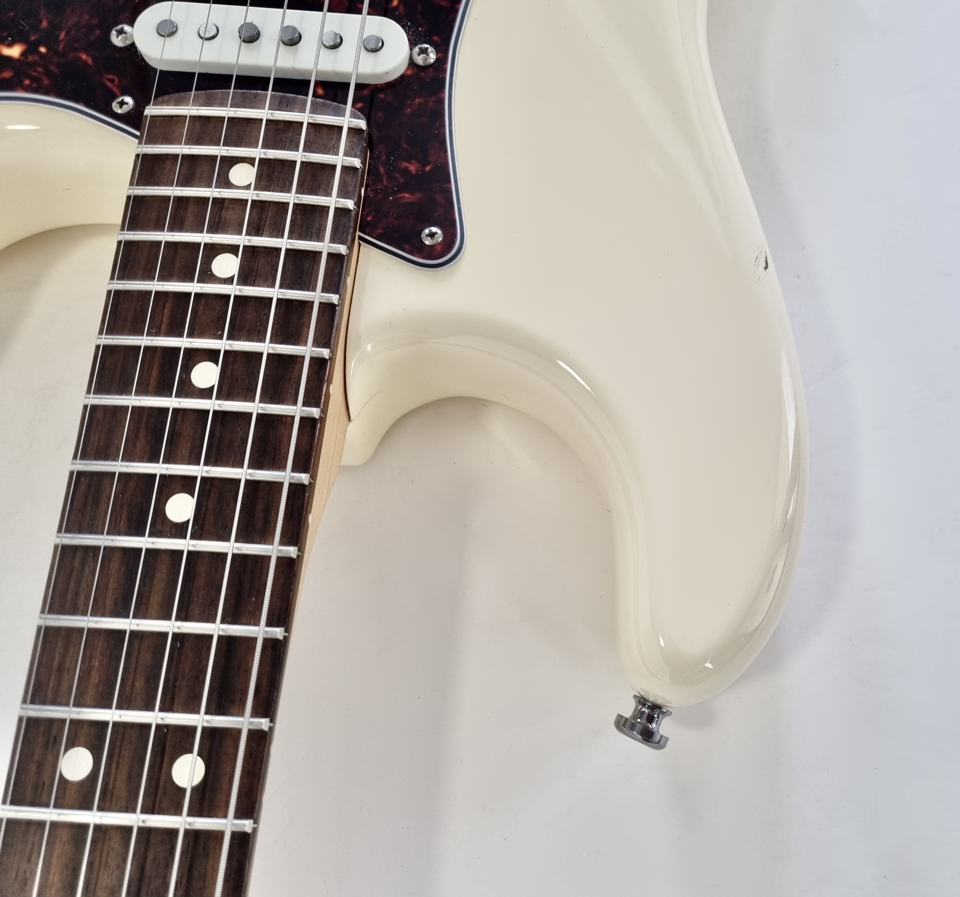 Fender American Professional Stratocaster HSS Shawbucker (23409)