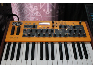 Dave Smith Instruments Mopho Keyboard (565)