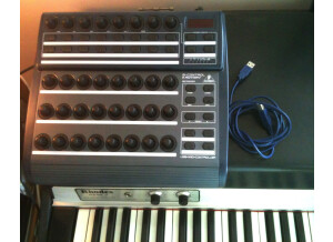 Behringer BCR2000