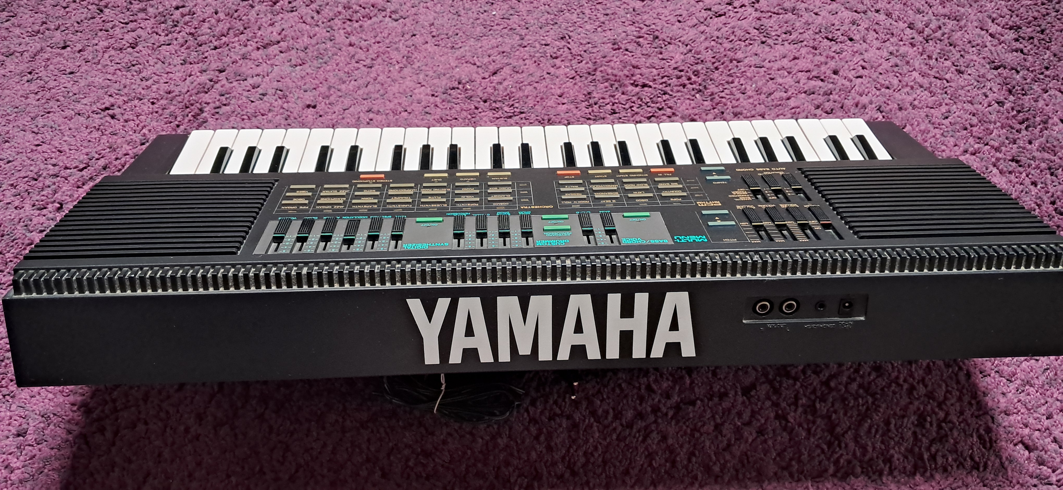 Yamaha PSS-560 (18807)