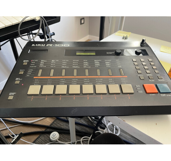Kawai R-100 (46037)