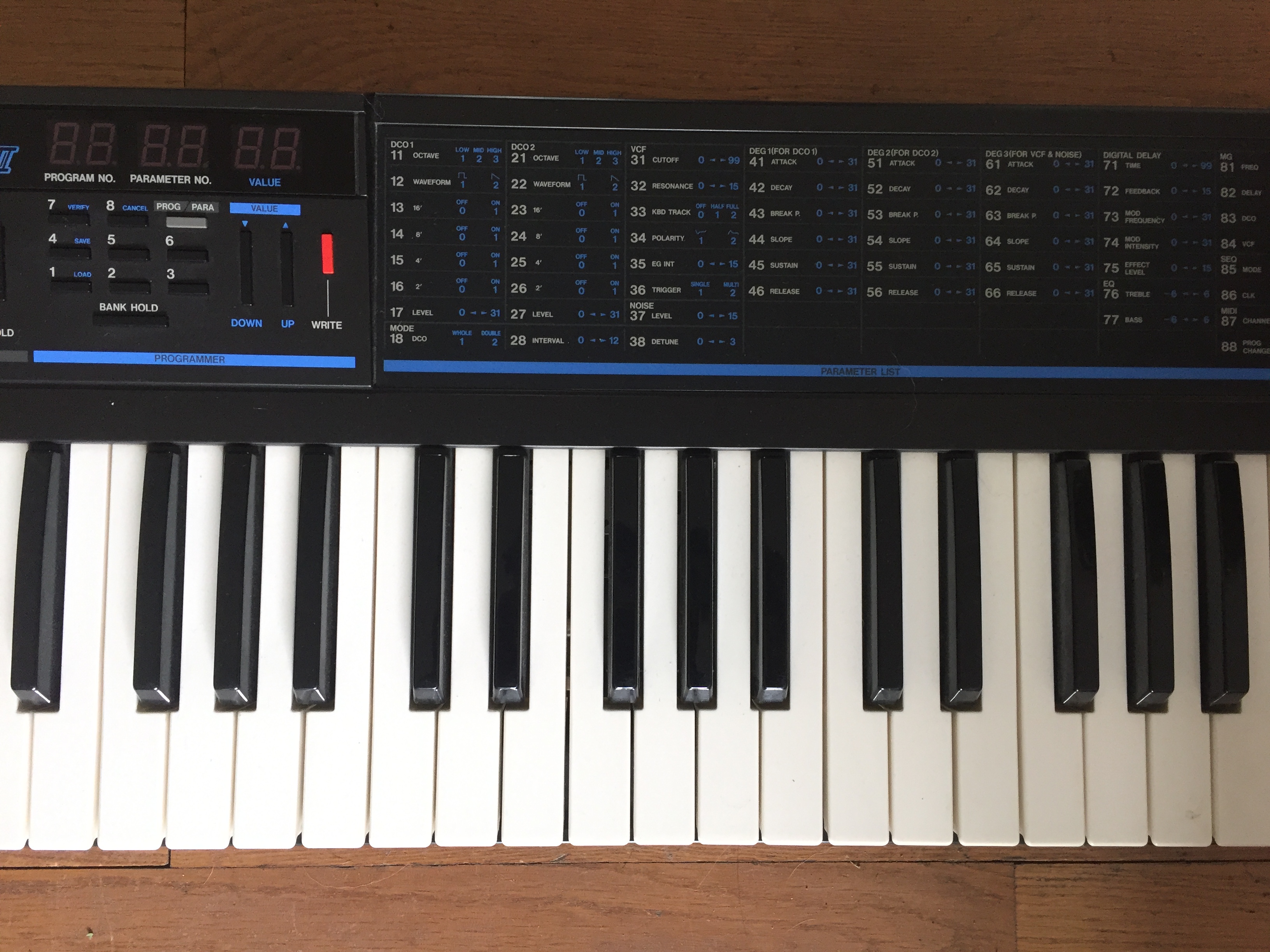 Korg Poly-800 v2 (63538)