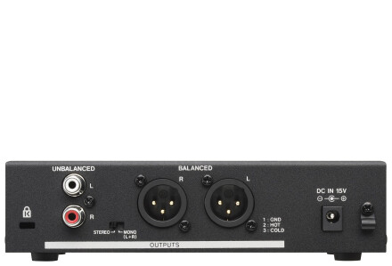 Tascam RX-BT10 : rx-bt10 rear Tascam RX-BT10 : rx-bt10 rear