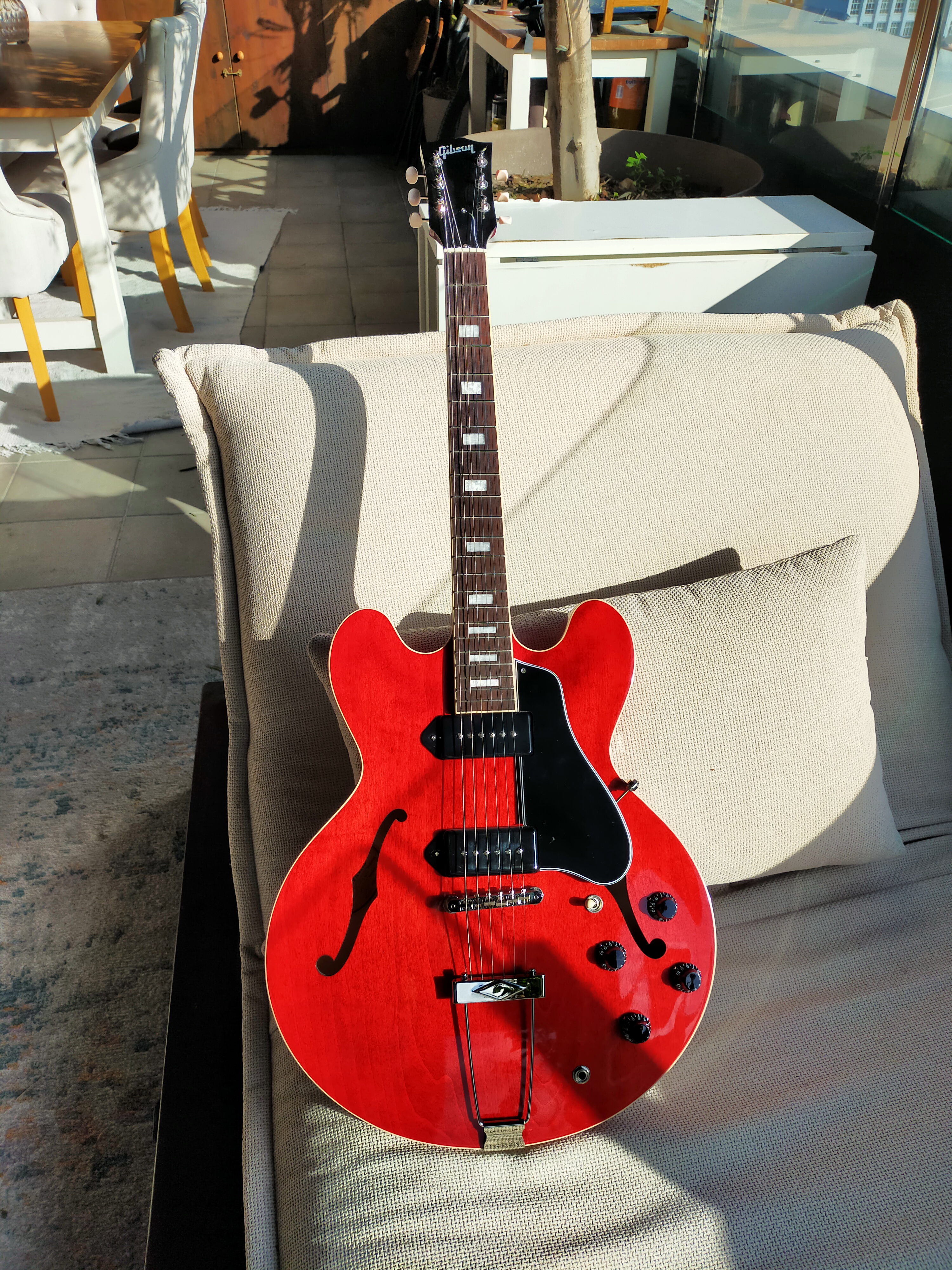 Gibson Original ES-330