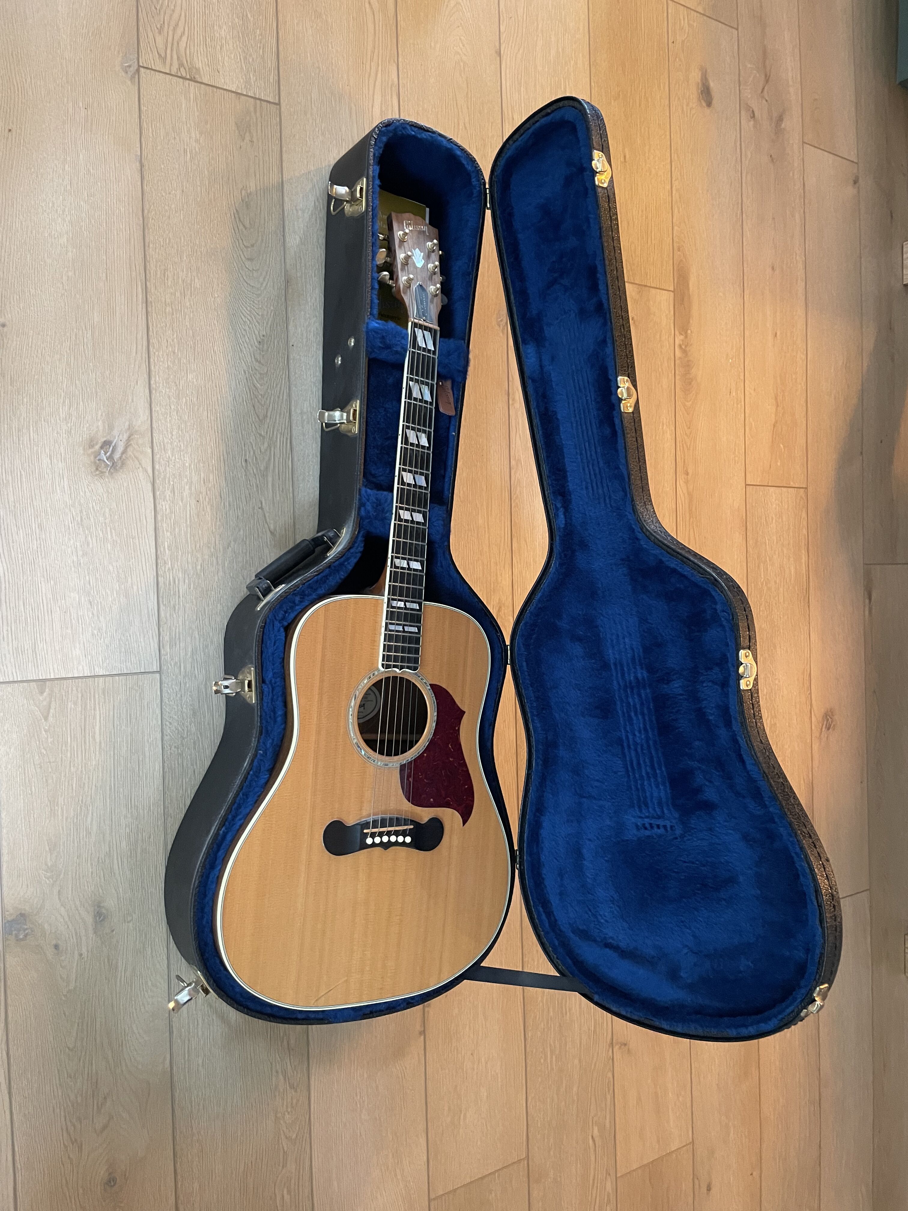 Vends Gibson Songwritter Studio