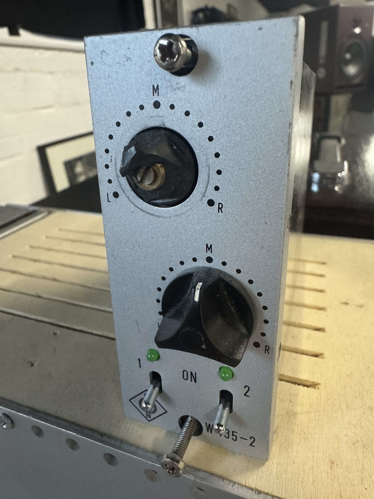 Neumann W435-2 Dual Panpot Module