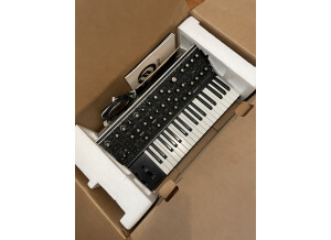 Moog Music SUB 37 (31341)