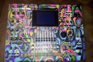Roland MC-909 Sampling Groovebox