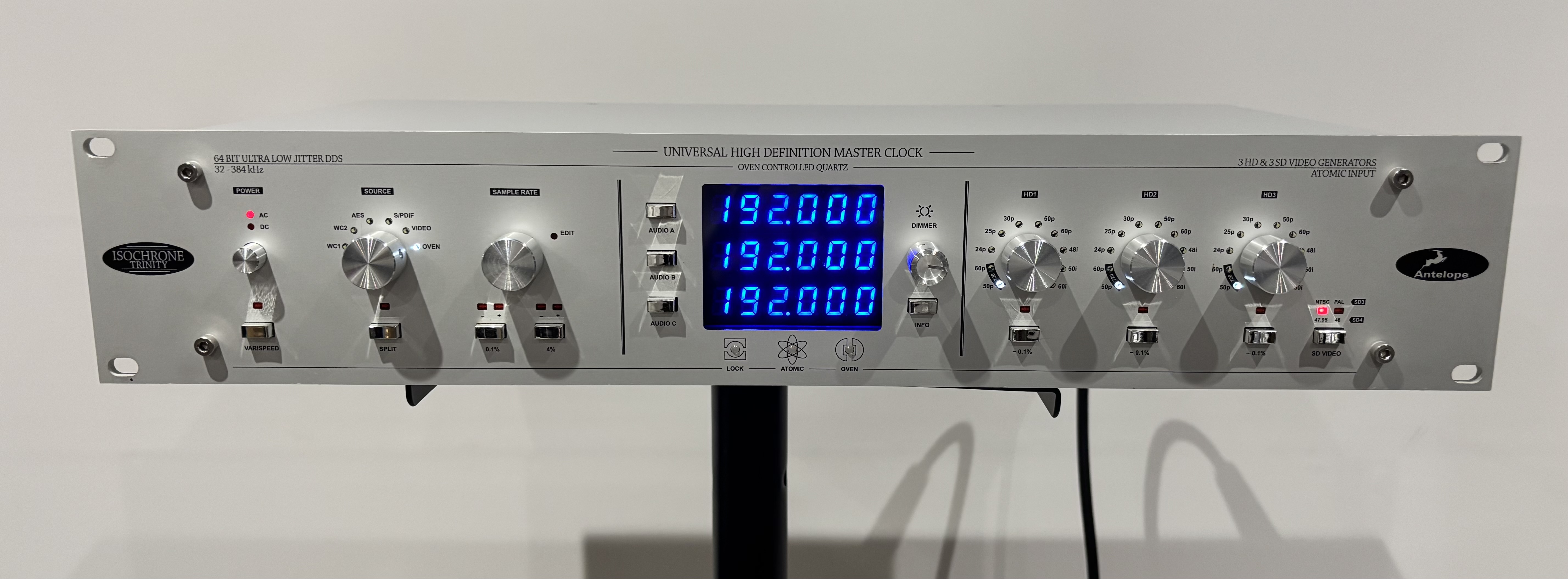 Horloge Antelope Audio Isochrone Trinity