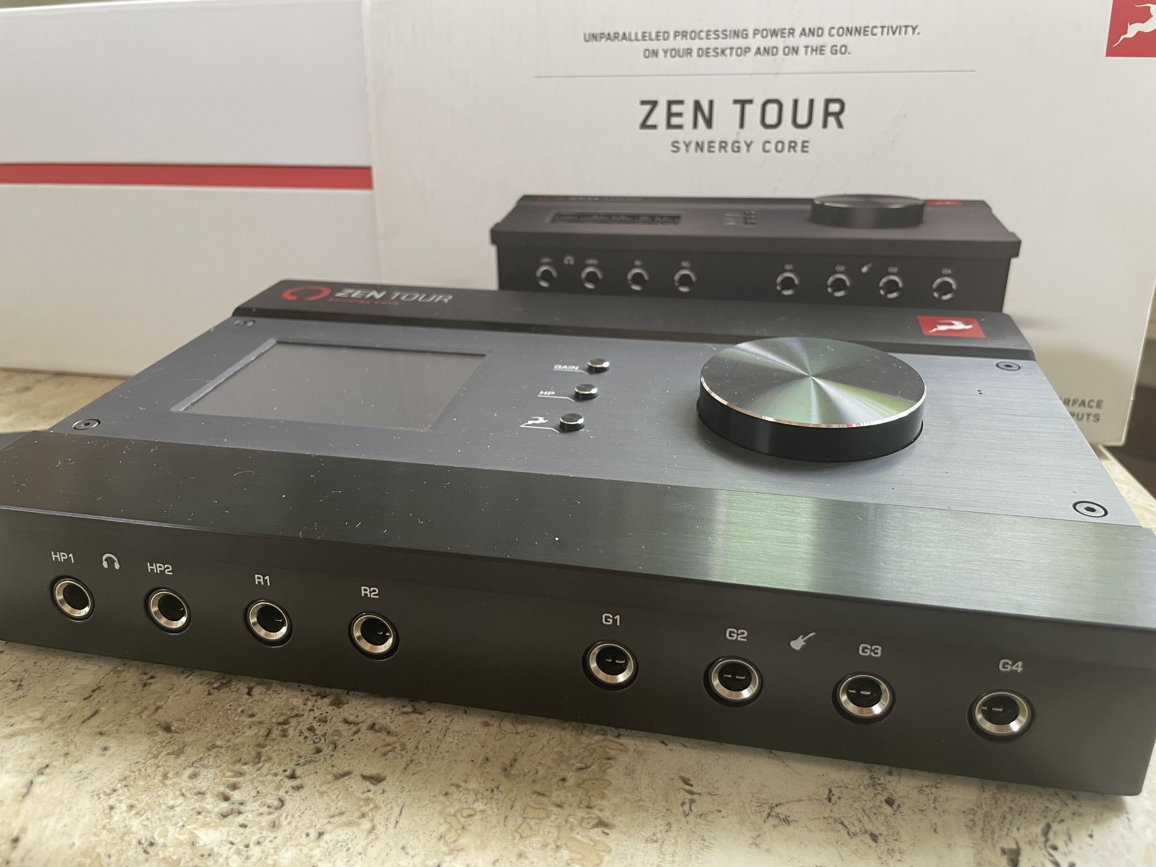 Antelope Audio Zen Tour Synergy Core + câble multipaire
