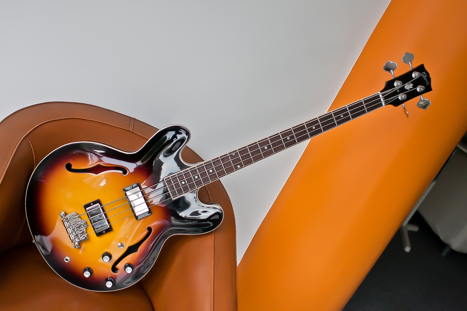 Gibson ES-335 Bass
