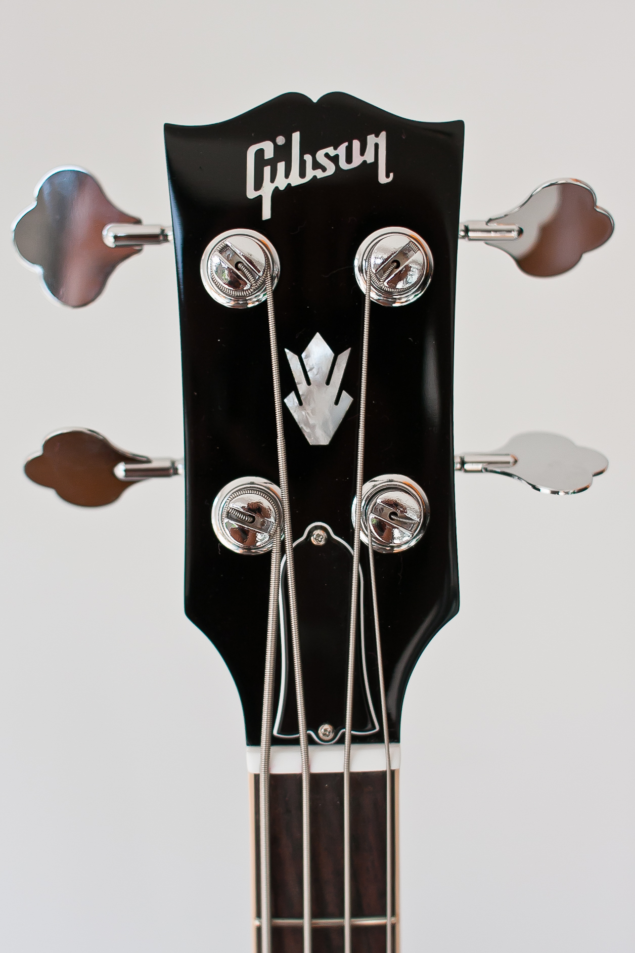 Gibson ES-335 Bass