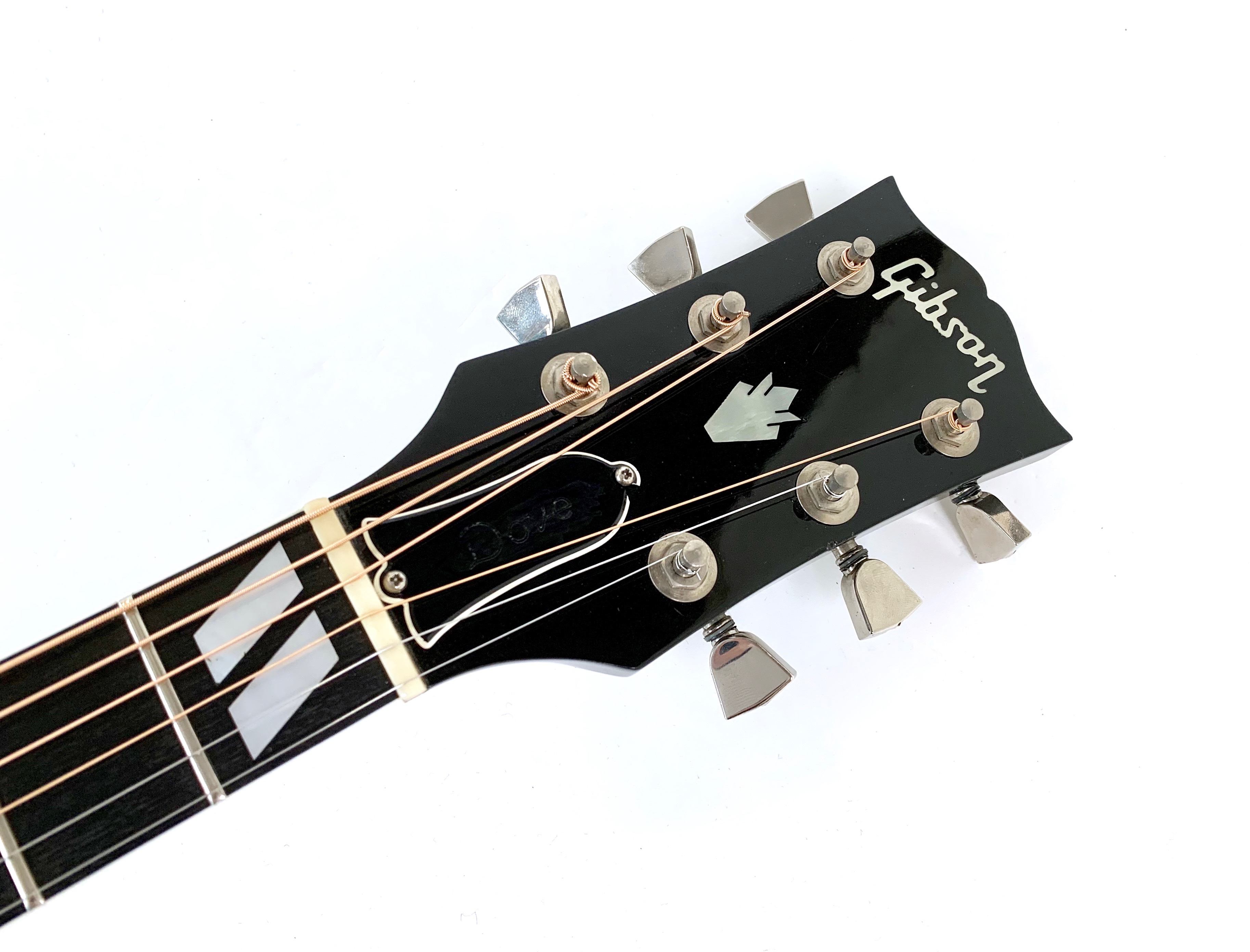 Gibson Dove (77706)