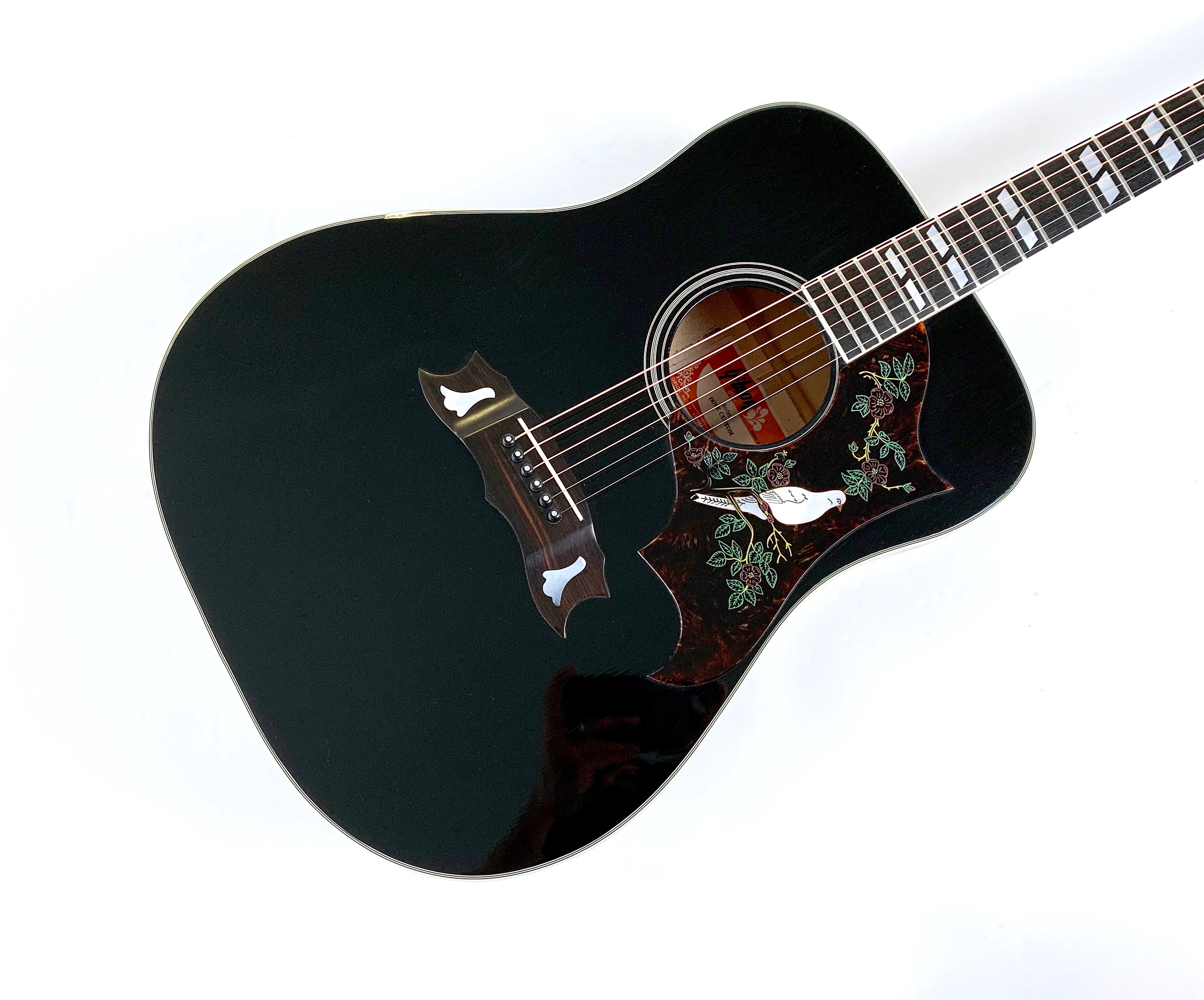 Gibson Dove (75952)