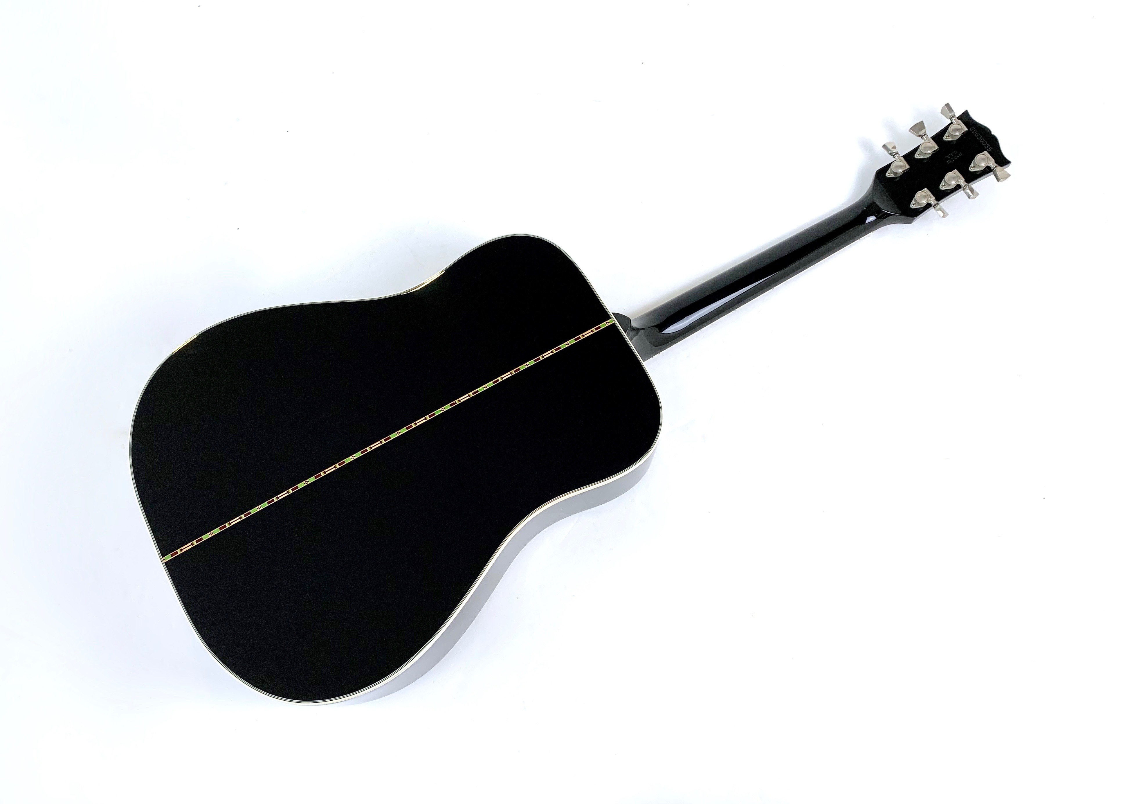 Gibson Dove (90784)
