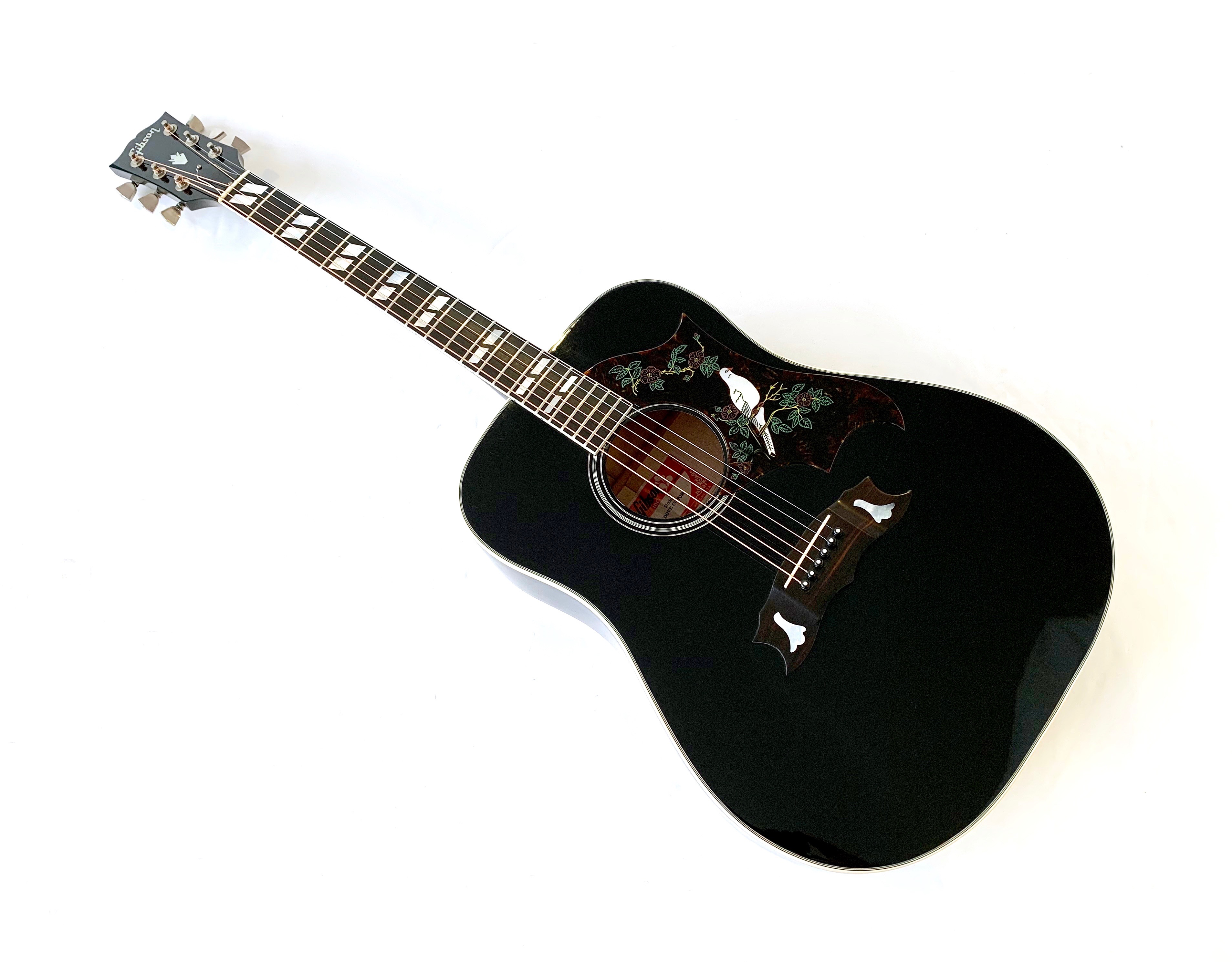 Gibson Dove (27039)
