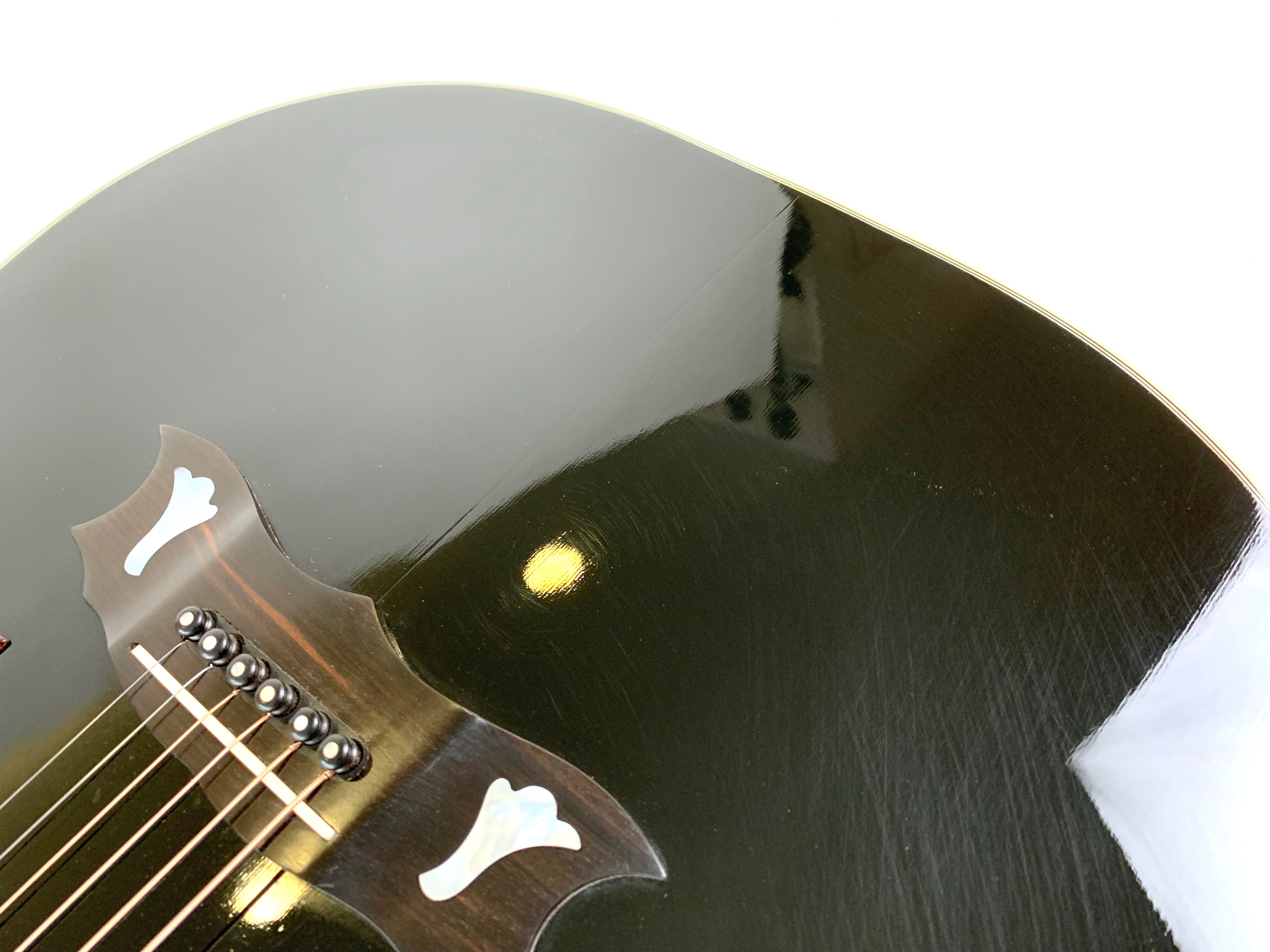 Gibson Dove (28755)
