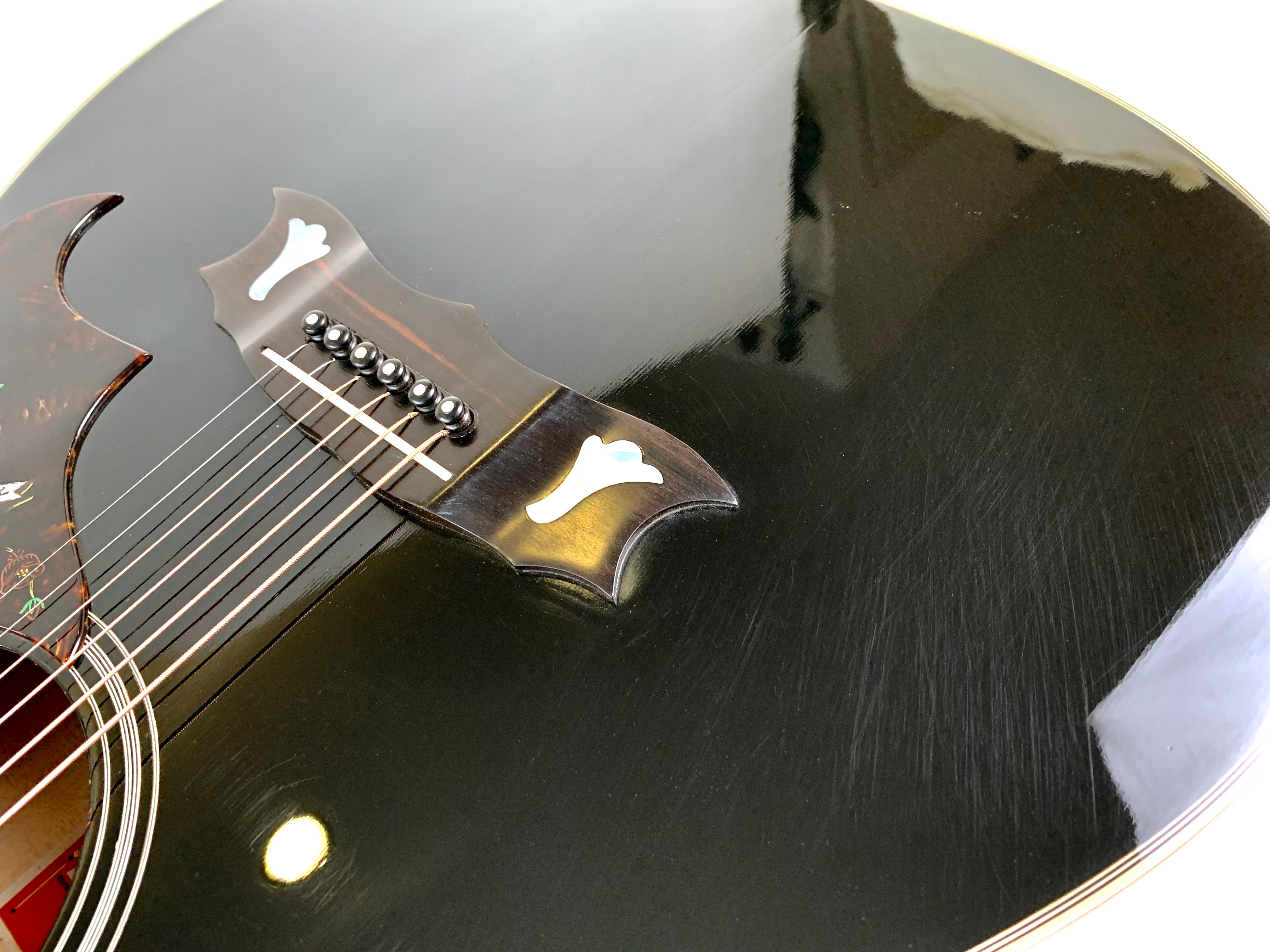 Gibson Dove (39111)