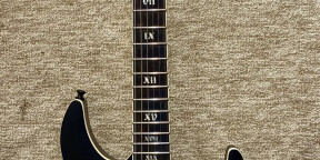 Vends Schecter C-1 HT S SLS Elite Evil SBK
