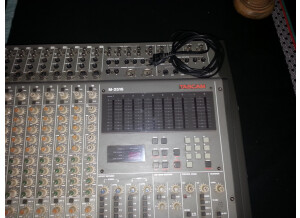 Tascam M-2516 (55728)