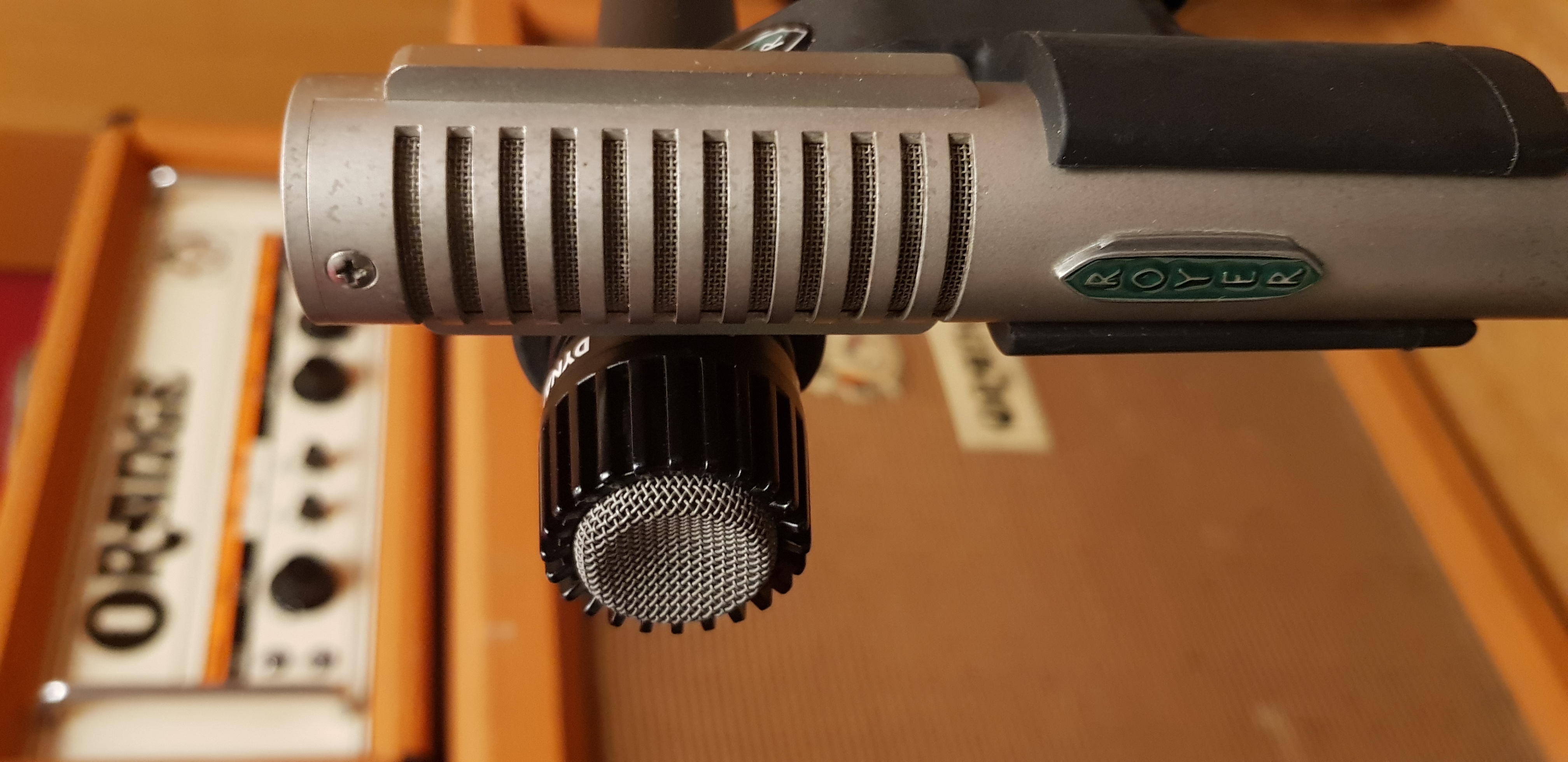 Royer R121 &amp; Sm57