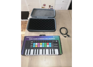 Novation Launchkey 25 MK3 (21777)