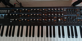 Novation Summit très bon état