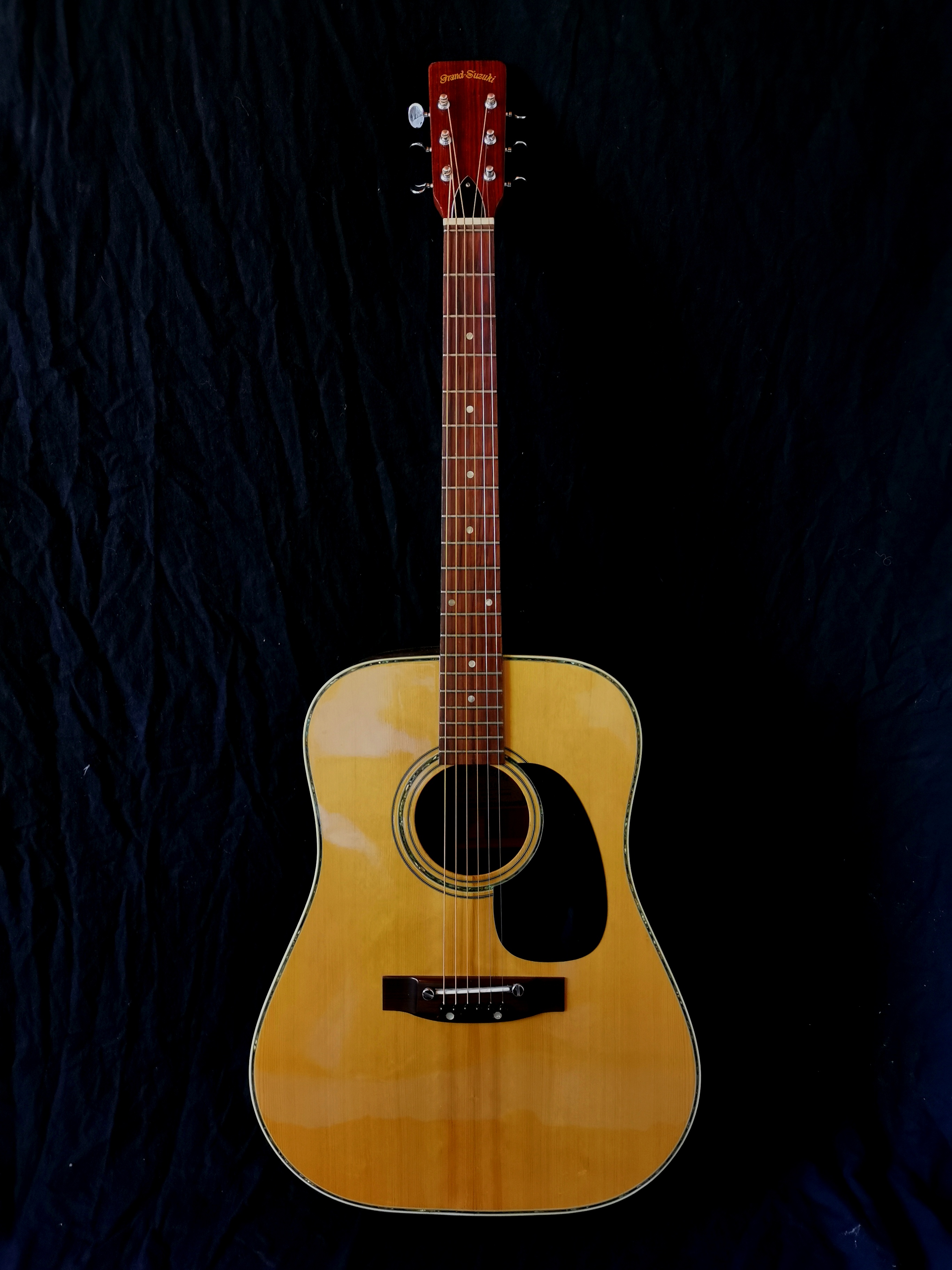 GRAND SUZUKI W 180 Dreadnought made in japan années 70