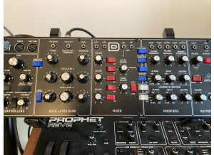 Behringer Model D (61448)