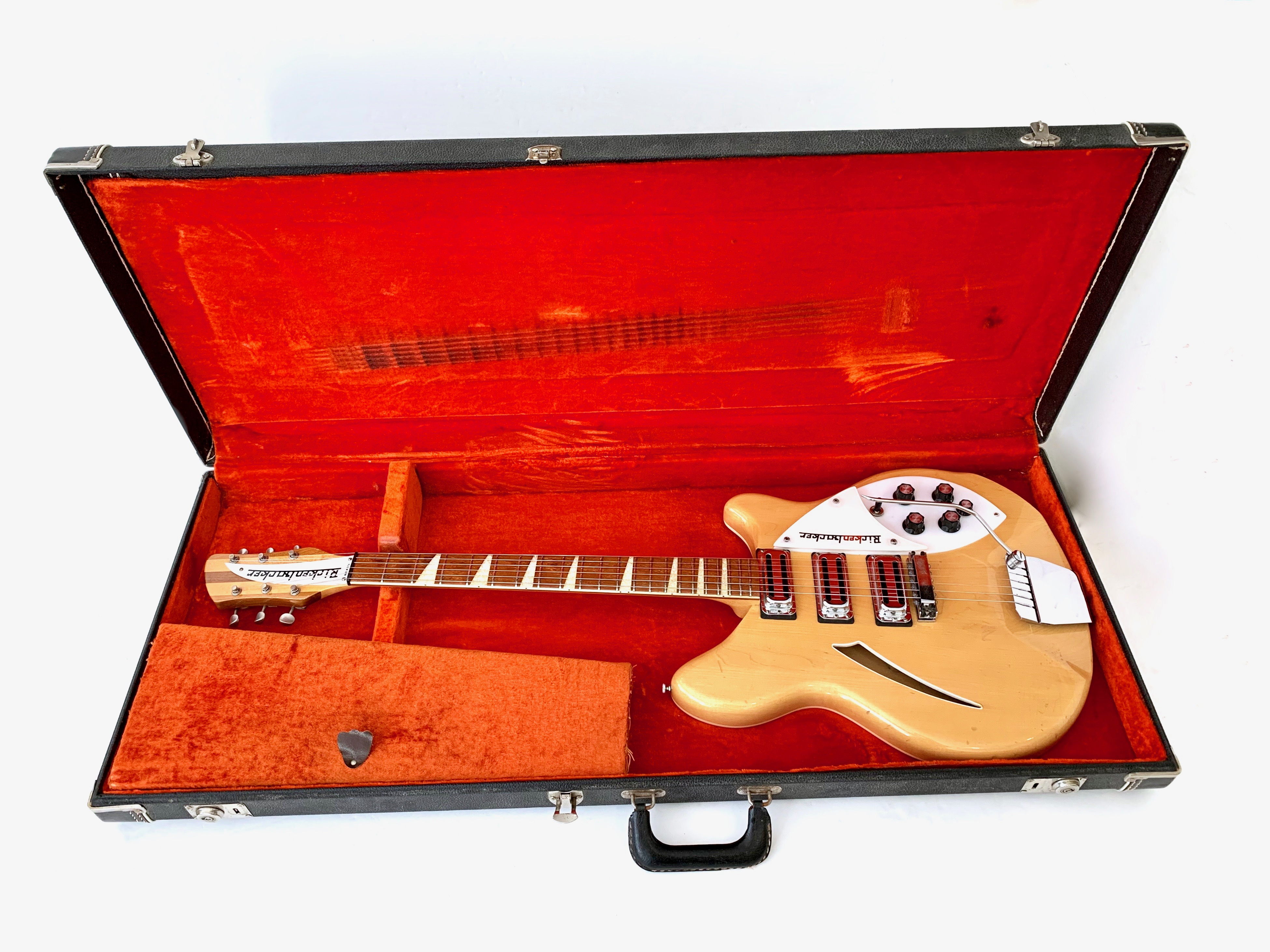 Rickenbacker 375 (74877)