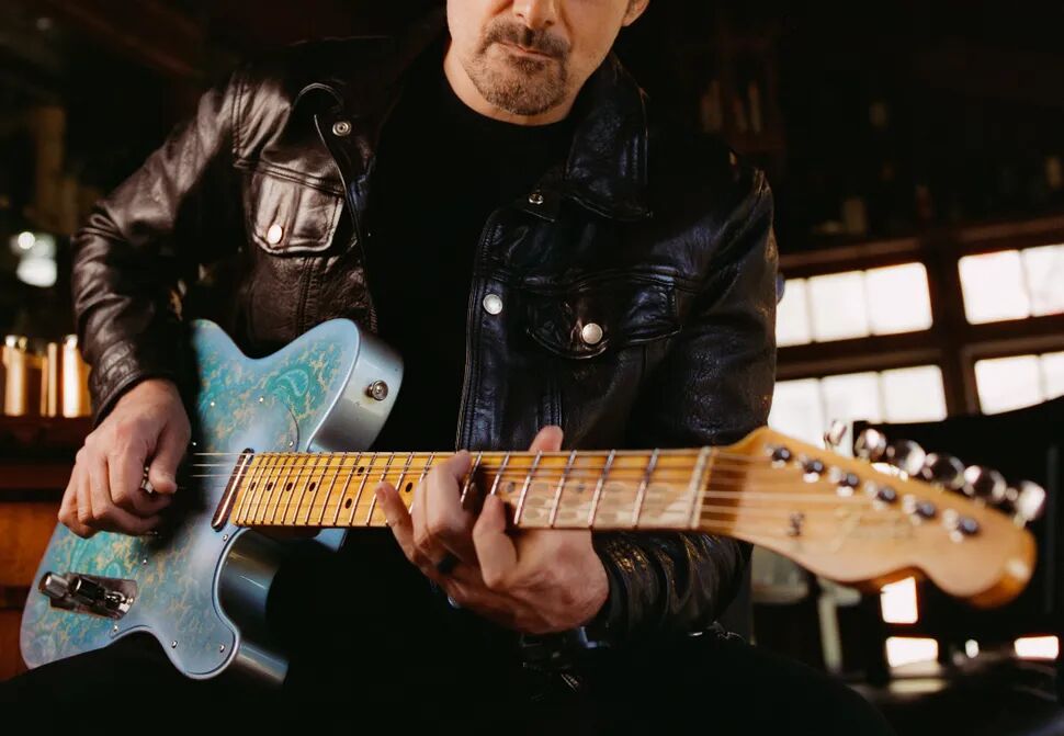 Limited Edition &ldquo;Lost Paisley&rdquo; TelecasterLifestyle2