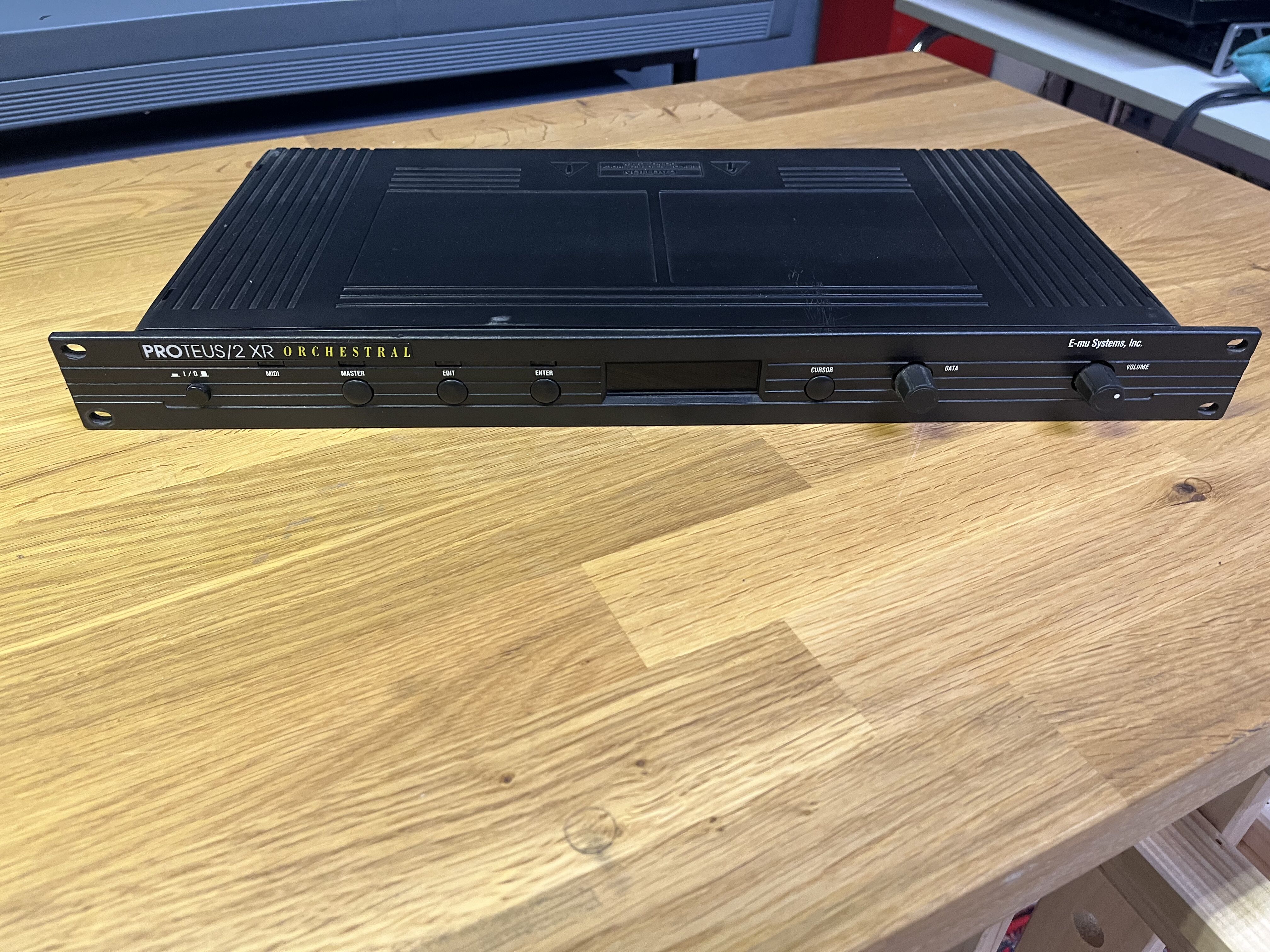 Vends Proteus 2/ XR Orchestral