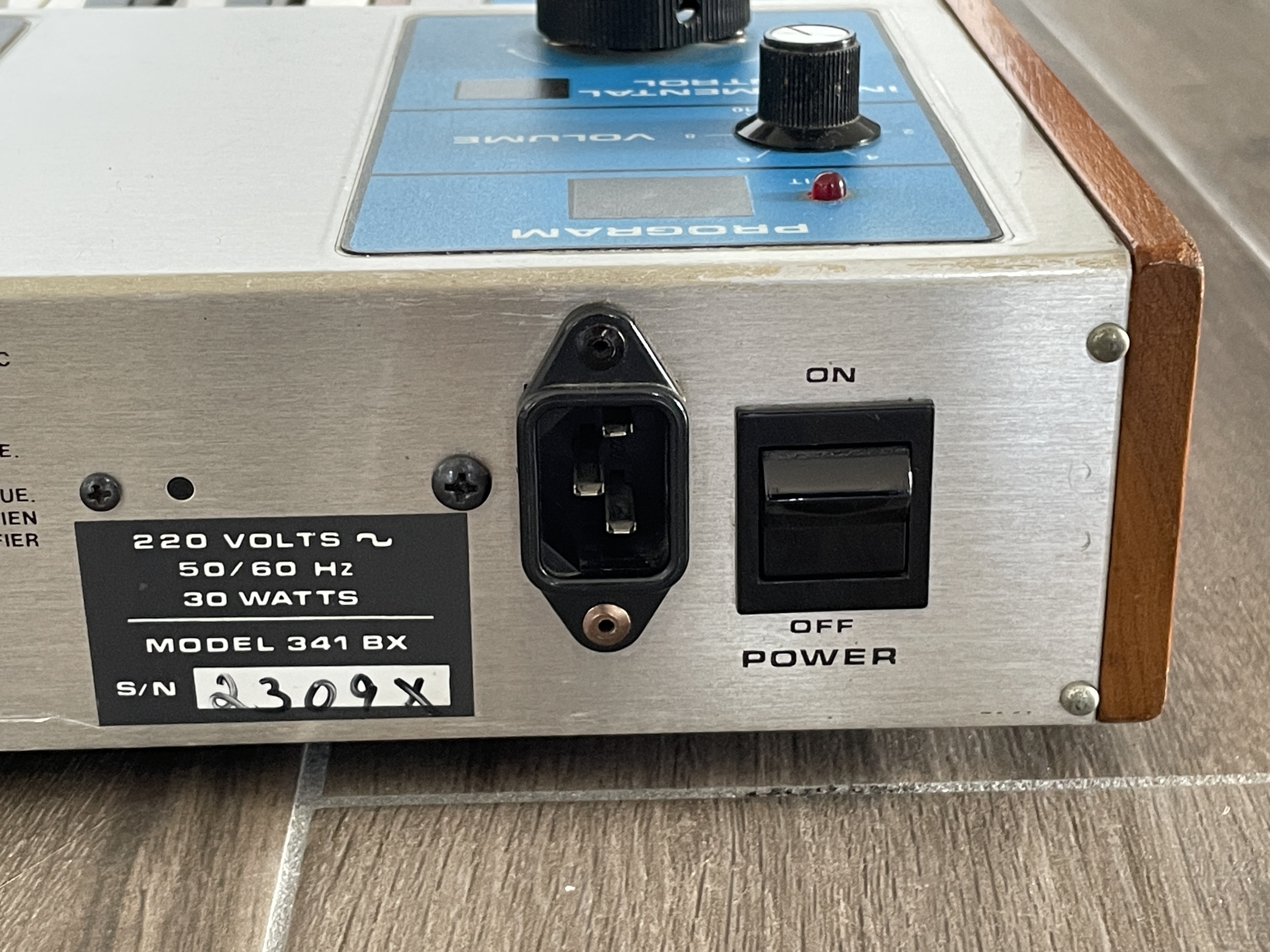 Moog Music The Source (85585)