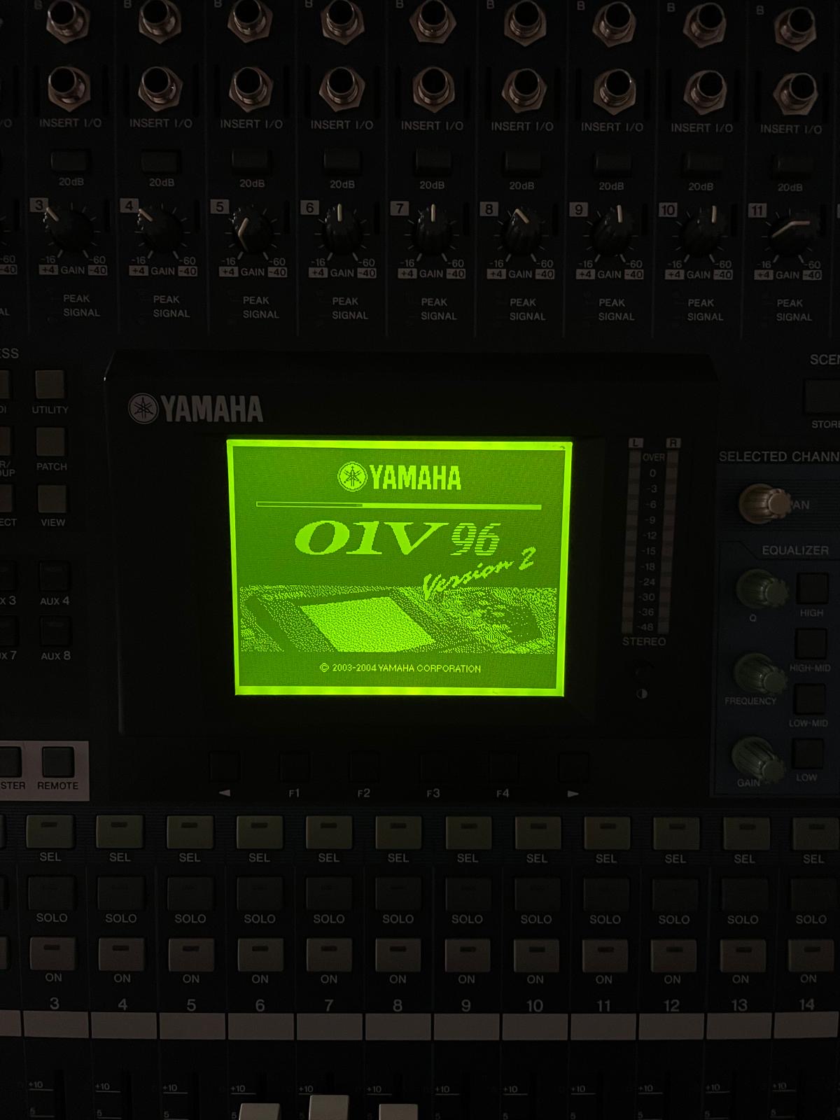 Yamaha 01V96 V2 (94835)