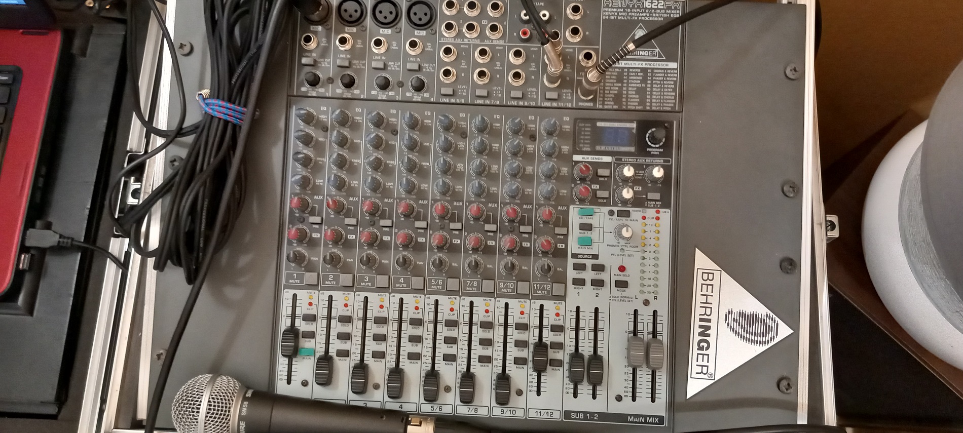 Vends Table de mixage Berhinger Xenyx 1622 FX