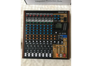 Tascam Model 12 (63733)