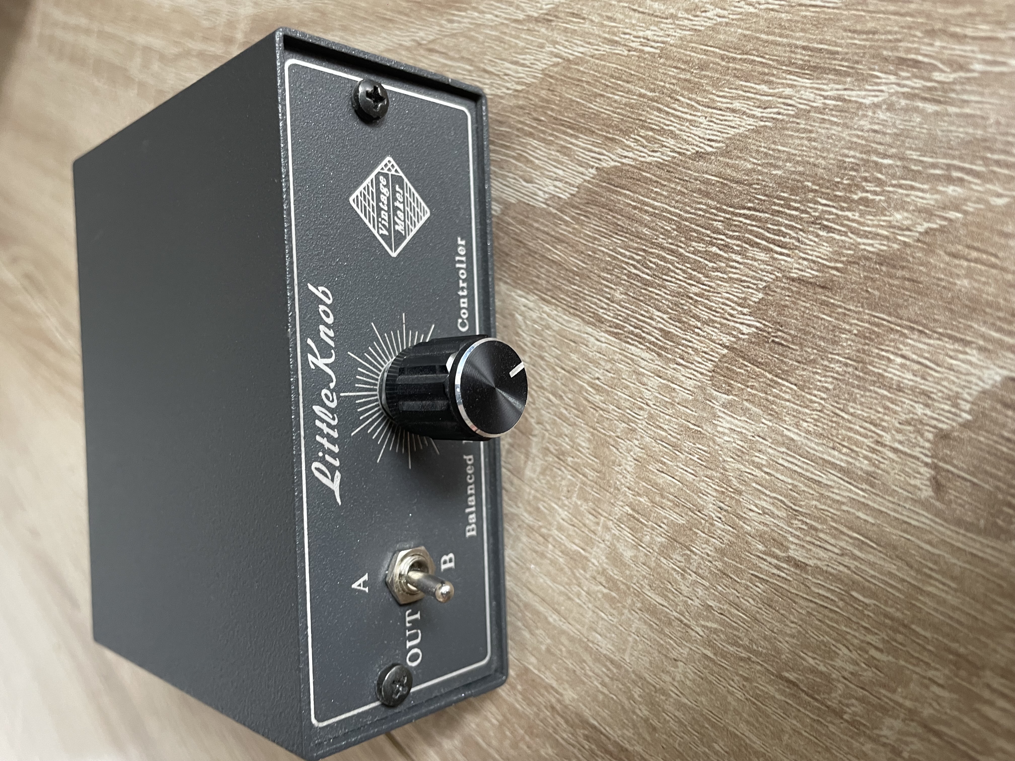 Switch Vintage Maker little knob 1x2