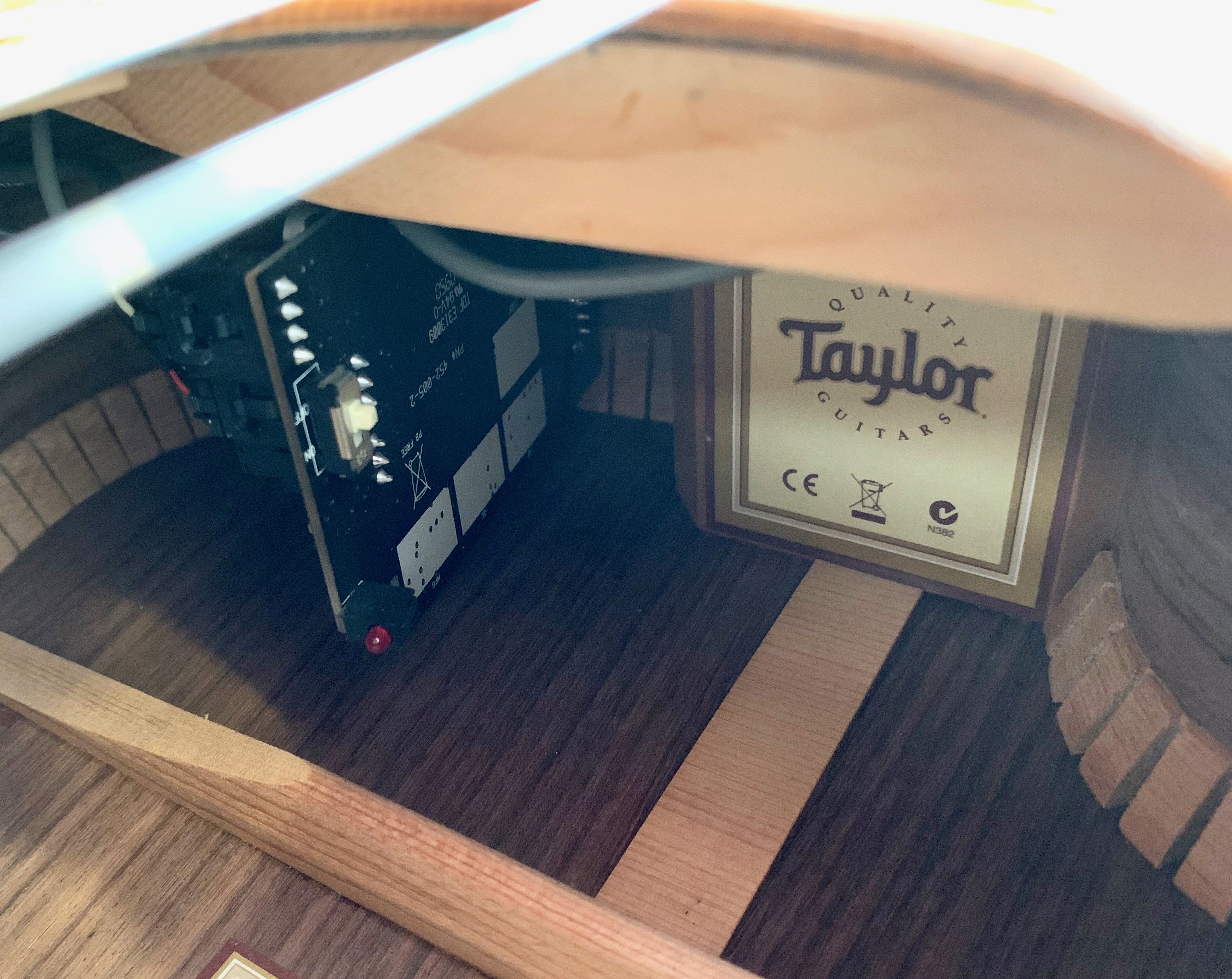 Taylor 716ce (3239)