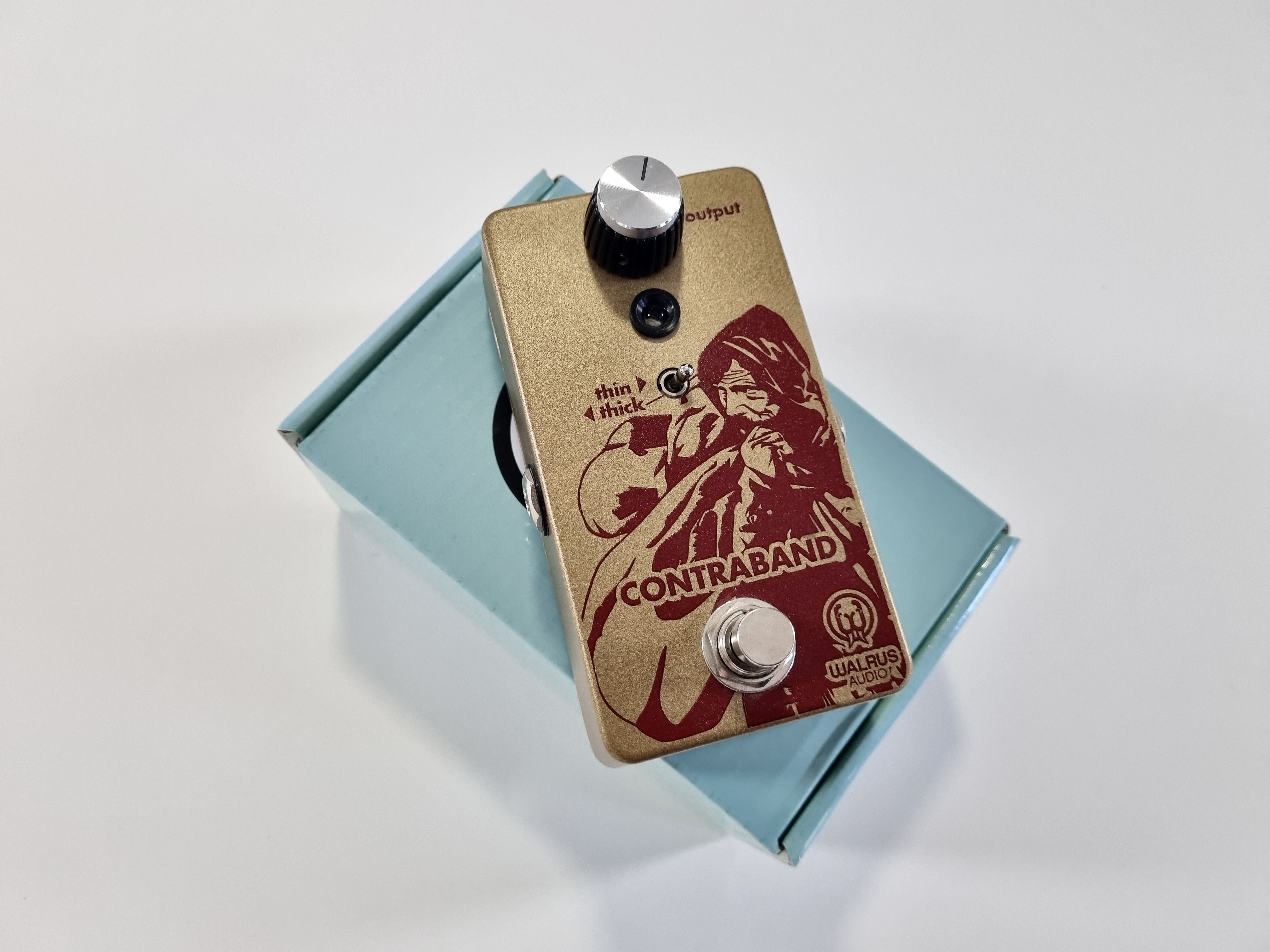 Walrus Audio Contraband Fuzz
