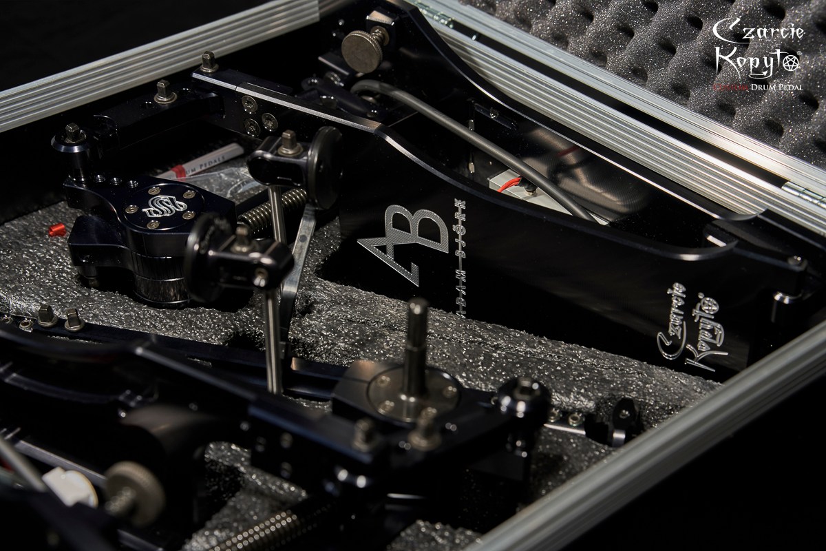 Czarcie-Kopyto-Adam-Björk-3