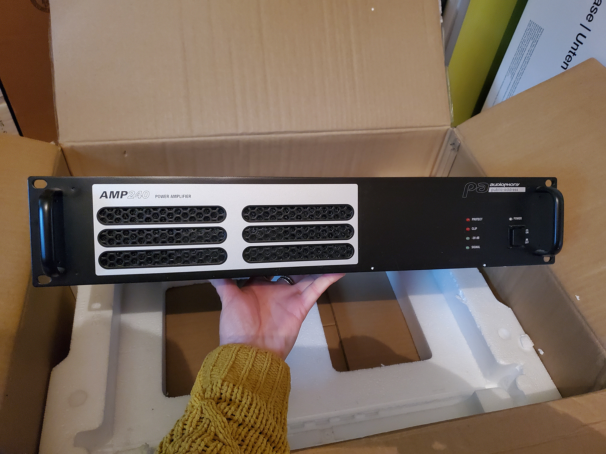 Audiophony Public-Address AMP240, Ampli ligne 100v 240W