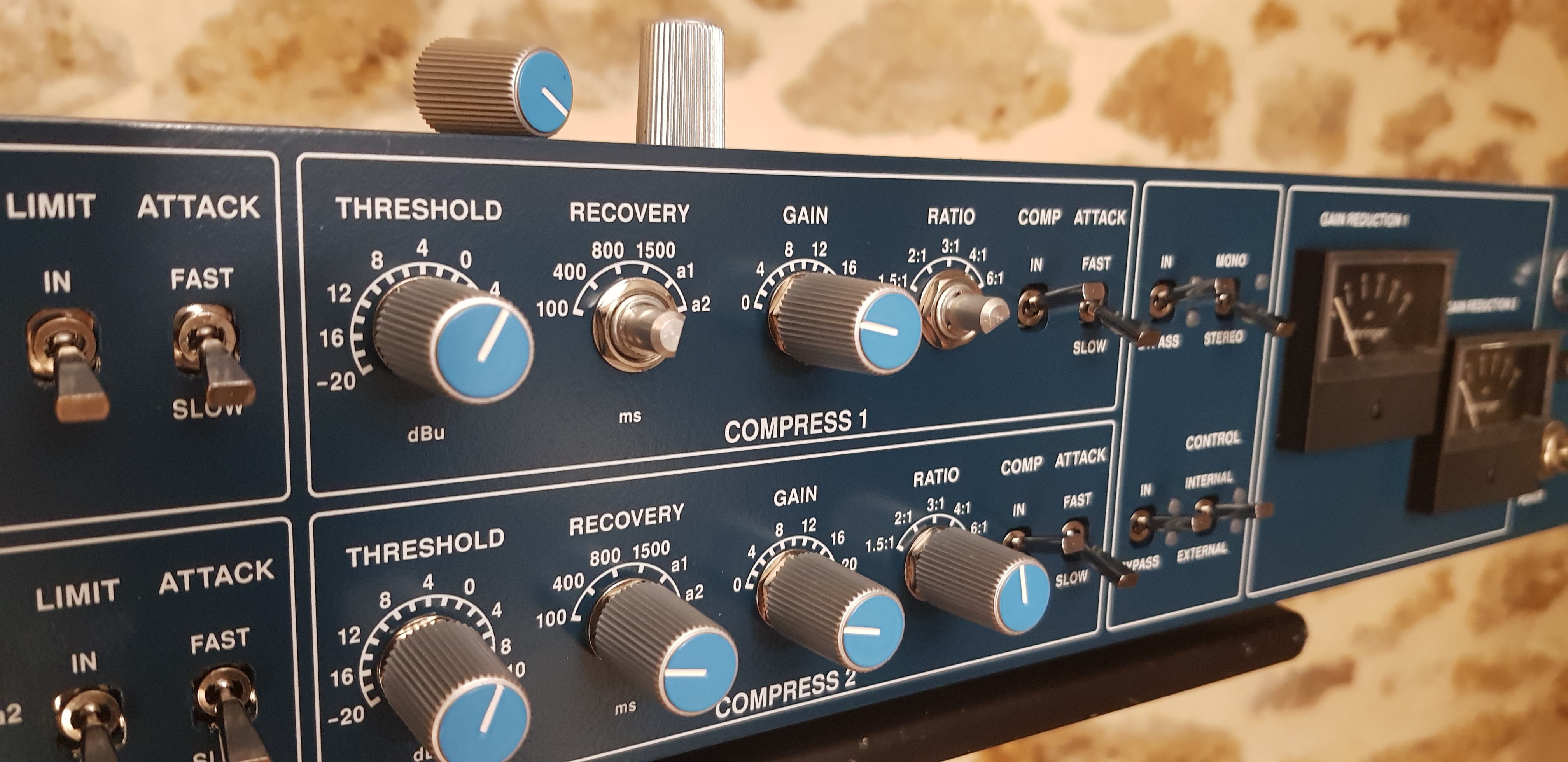 Behringer 369 Potards HS Large