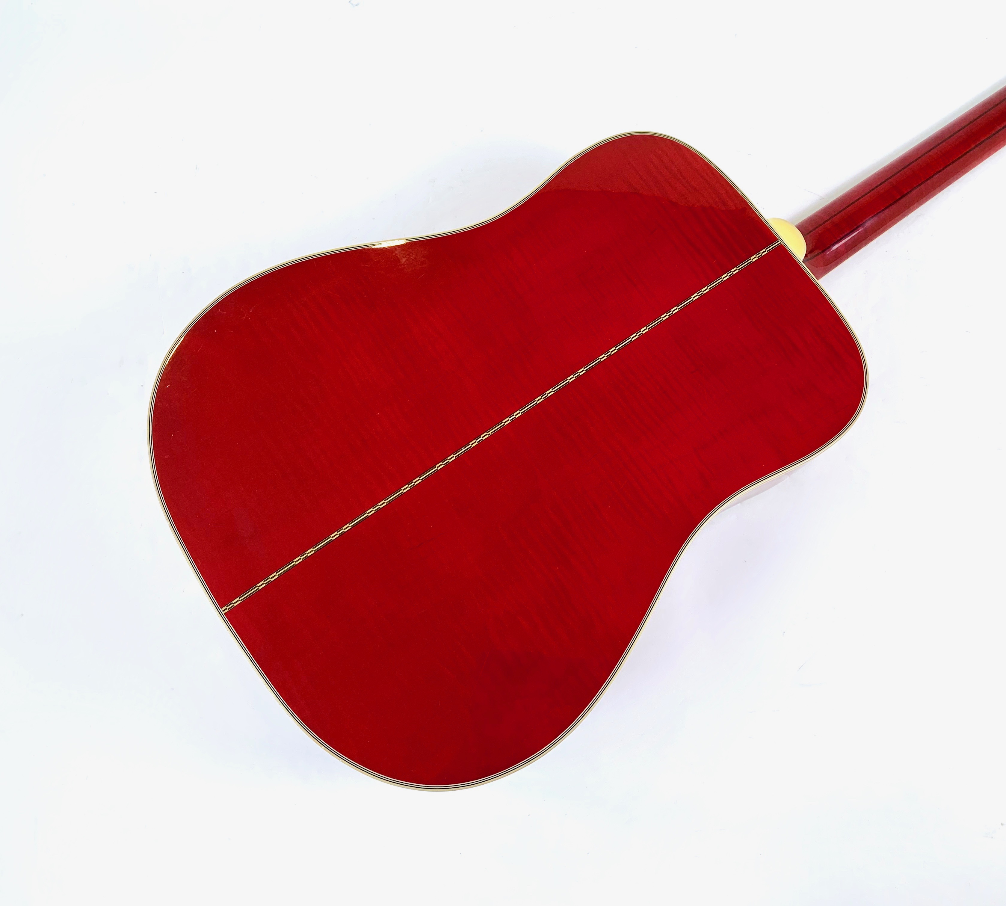 Gibson Dove (79881)