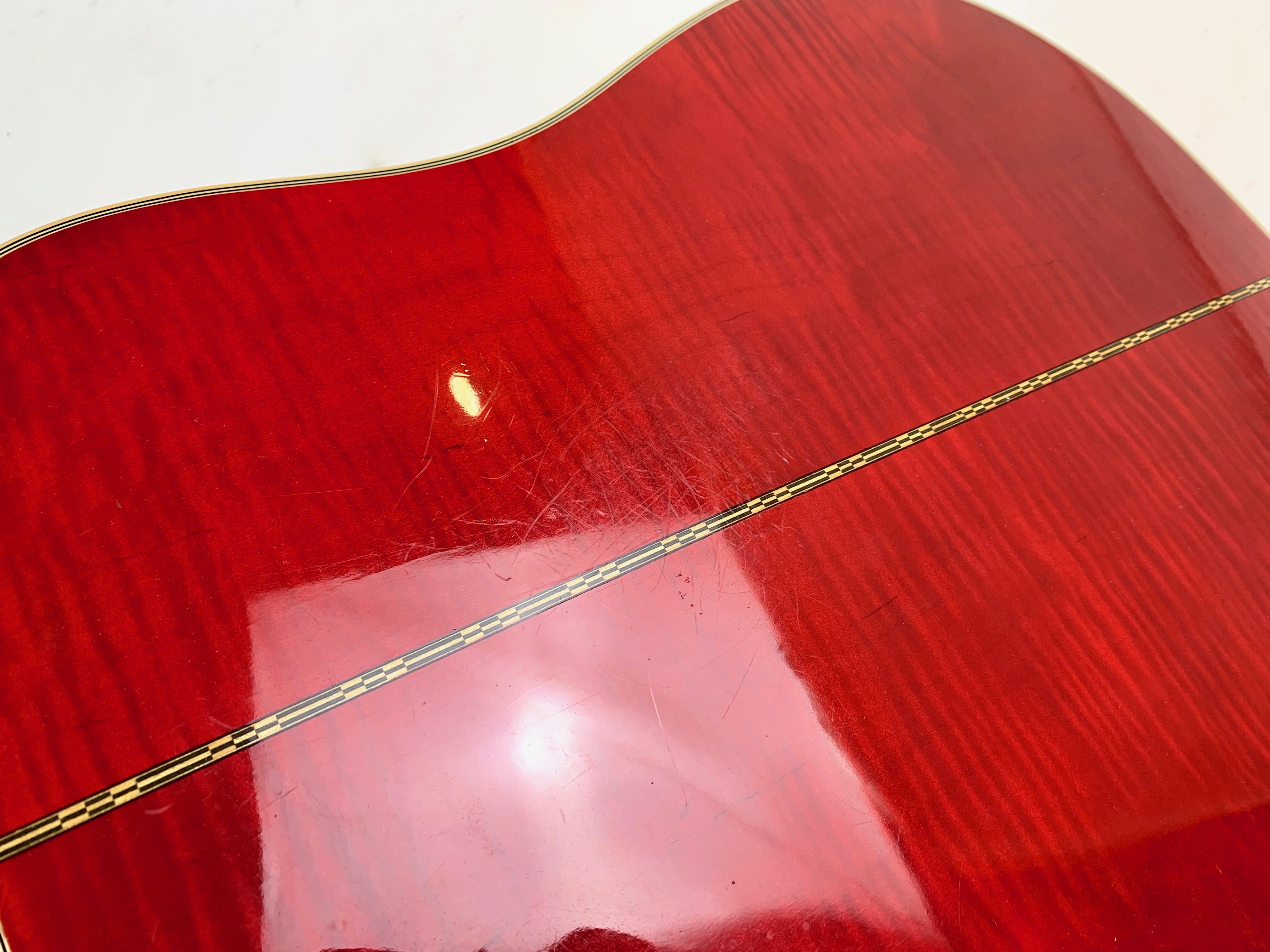 Gibson Dove (44203)