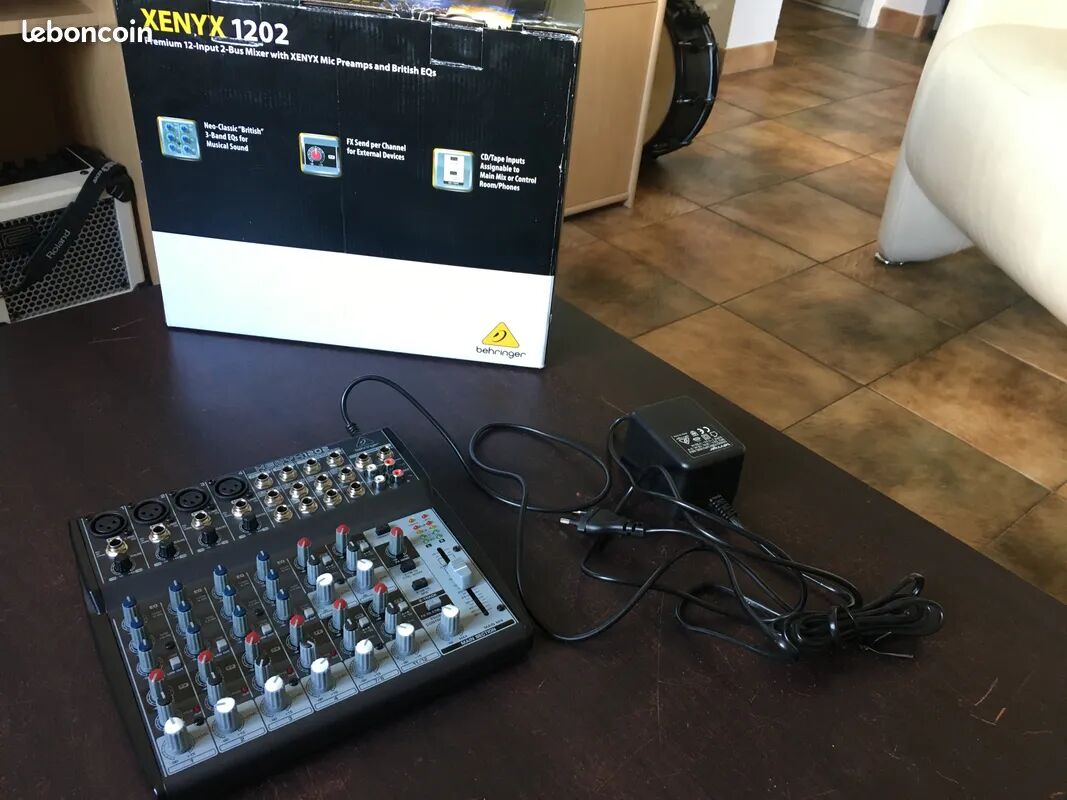 Behringer Xenyx 1202