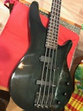 Vends Guitare Basse Ibanez Roadstar serie II