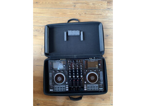 76942911825  3ECF1993-45B6-40B0-9BB5-88583F1AFD4E