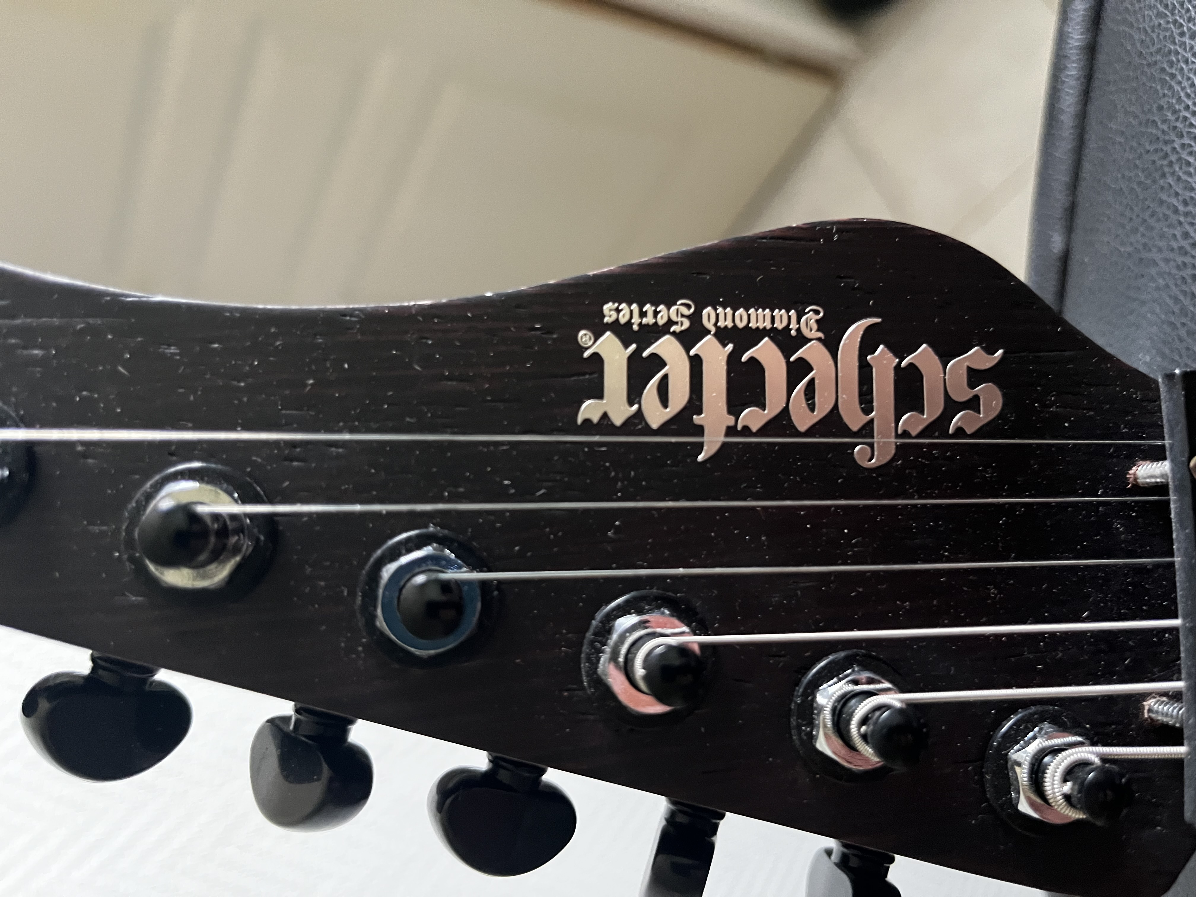 Schecter Sun Valley SS Exotic Black Limba